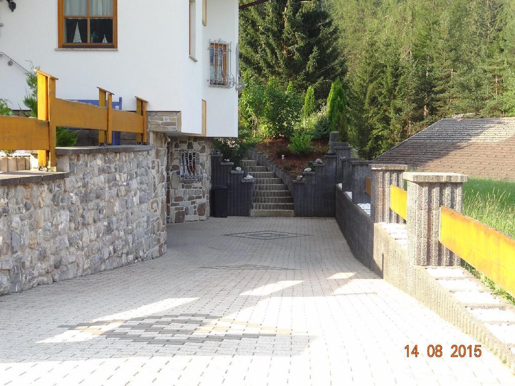 Alpen-Chalet Ehrwald Zimmer foto